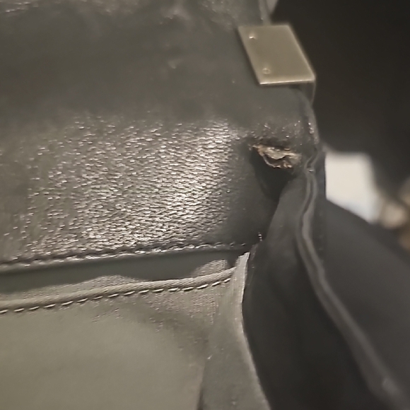 Chanel Black Chevron Leather Boy Flap Bag - Picture 5 of 17